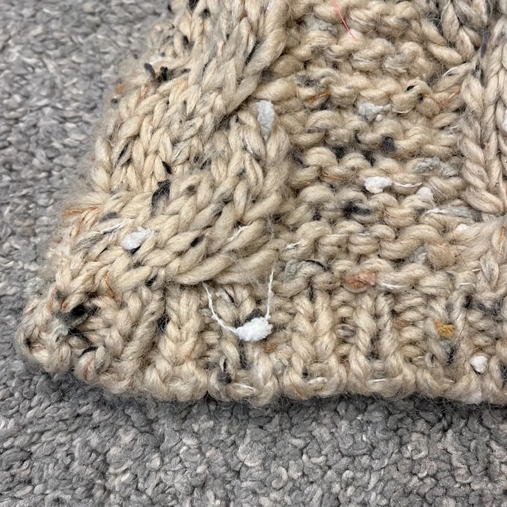 Patrick Francis Ireland | EUC Wool Cable Knit Beanie for Baby Girls
